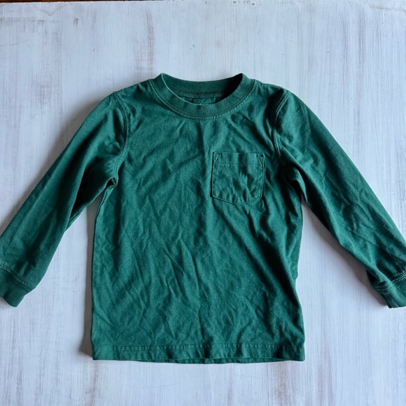 Carter’s long sleeved pocket t-shirts (size 3T) - Picture 2 of 7